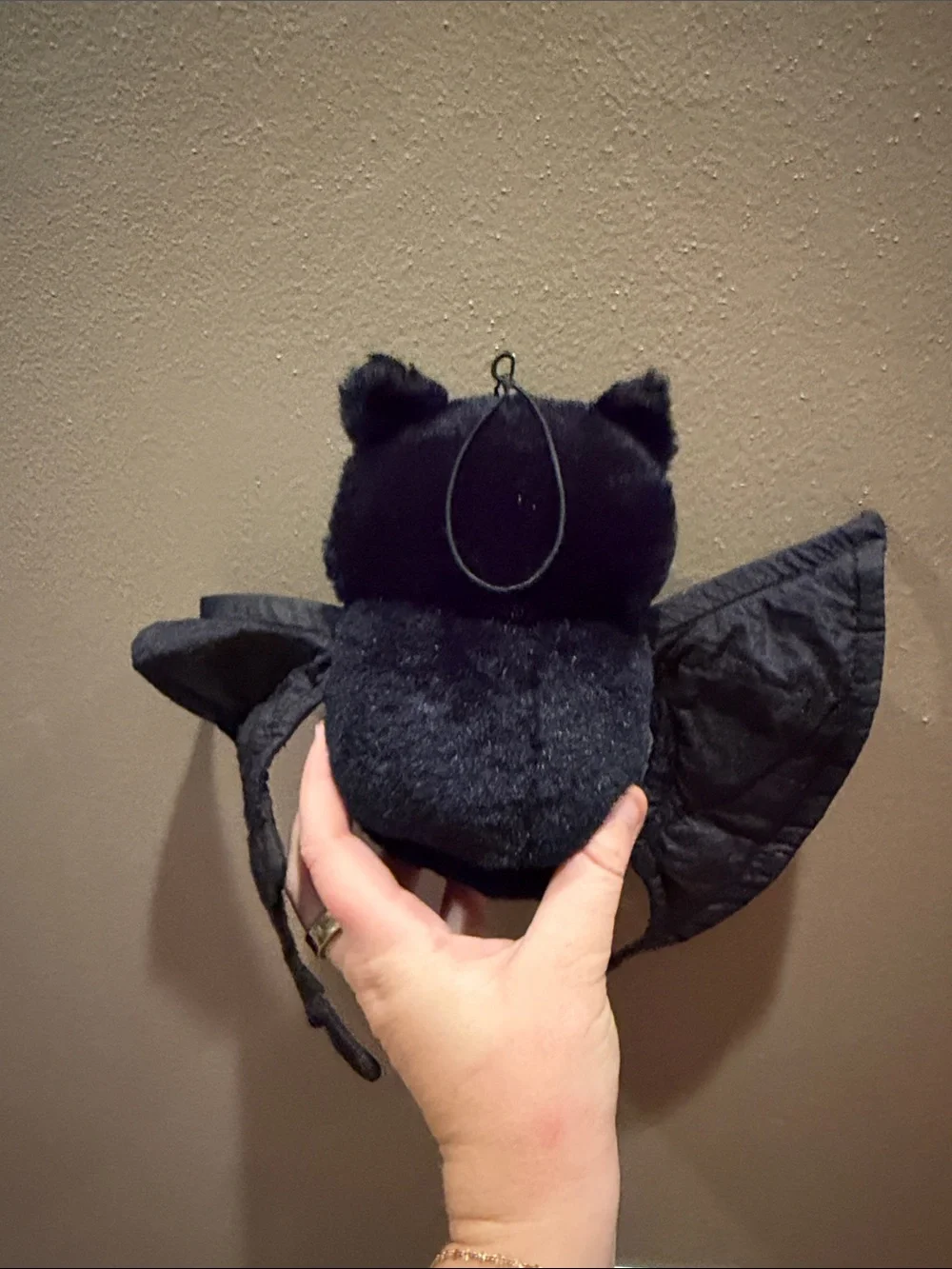 1996 Gibson Greetings Hanging bat 7” Halloween Plush WORKS Laughs